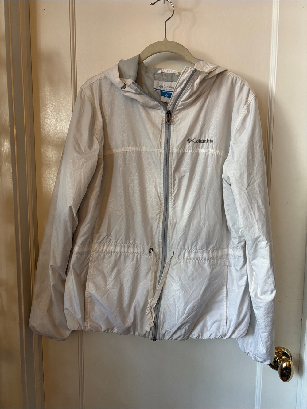 Columbia Women's White Hooded Windbreaker Jacket